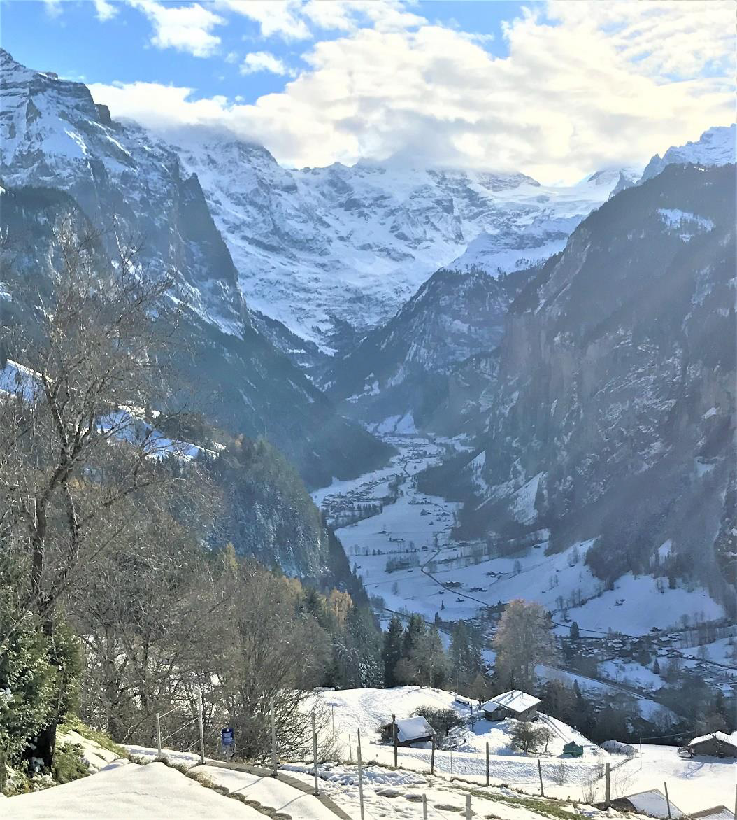 There are several ways to arrive in Wengen for your stay. If flying we would suggest Basel, Zurich, Geneva or possibly even Milan